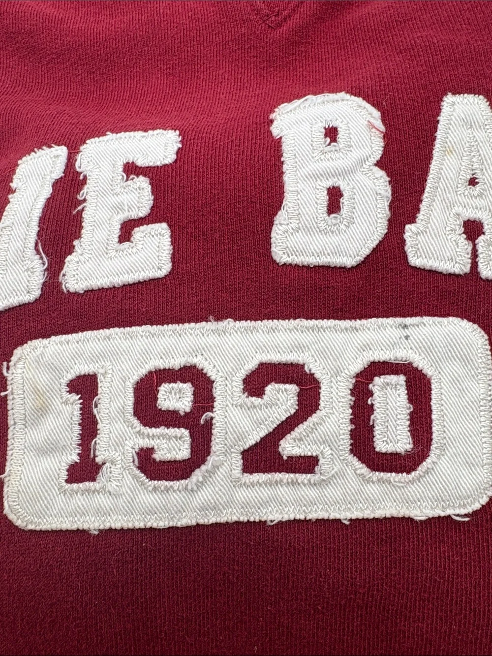 Eddie Bauer 1920 Red Crewneck Sweatshirt Men’s Large Vintage Style